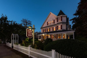 Отель Palmer House Inn  East Falmouth